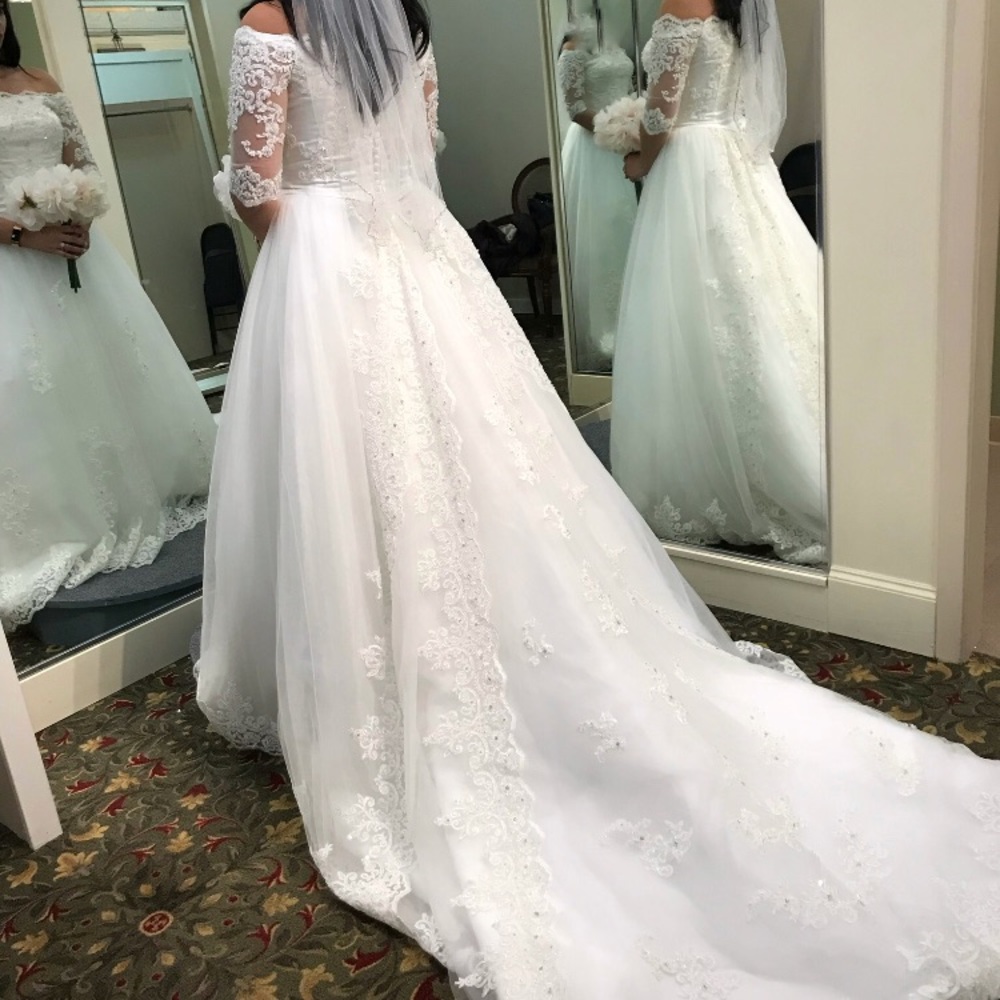 Wedding/quinceañera dress